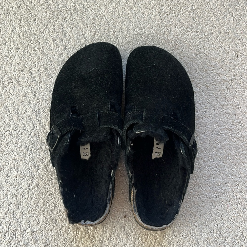 Black Birkenstock Boston Shearling lined